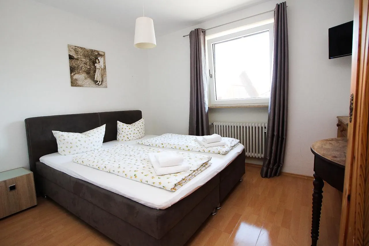 Gasthof Jagerwirt Guest House Hohenschaftlarn
